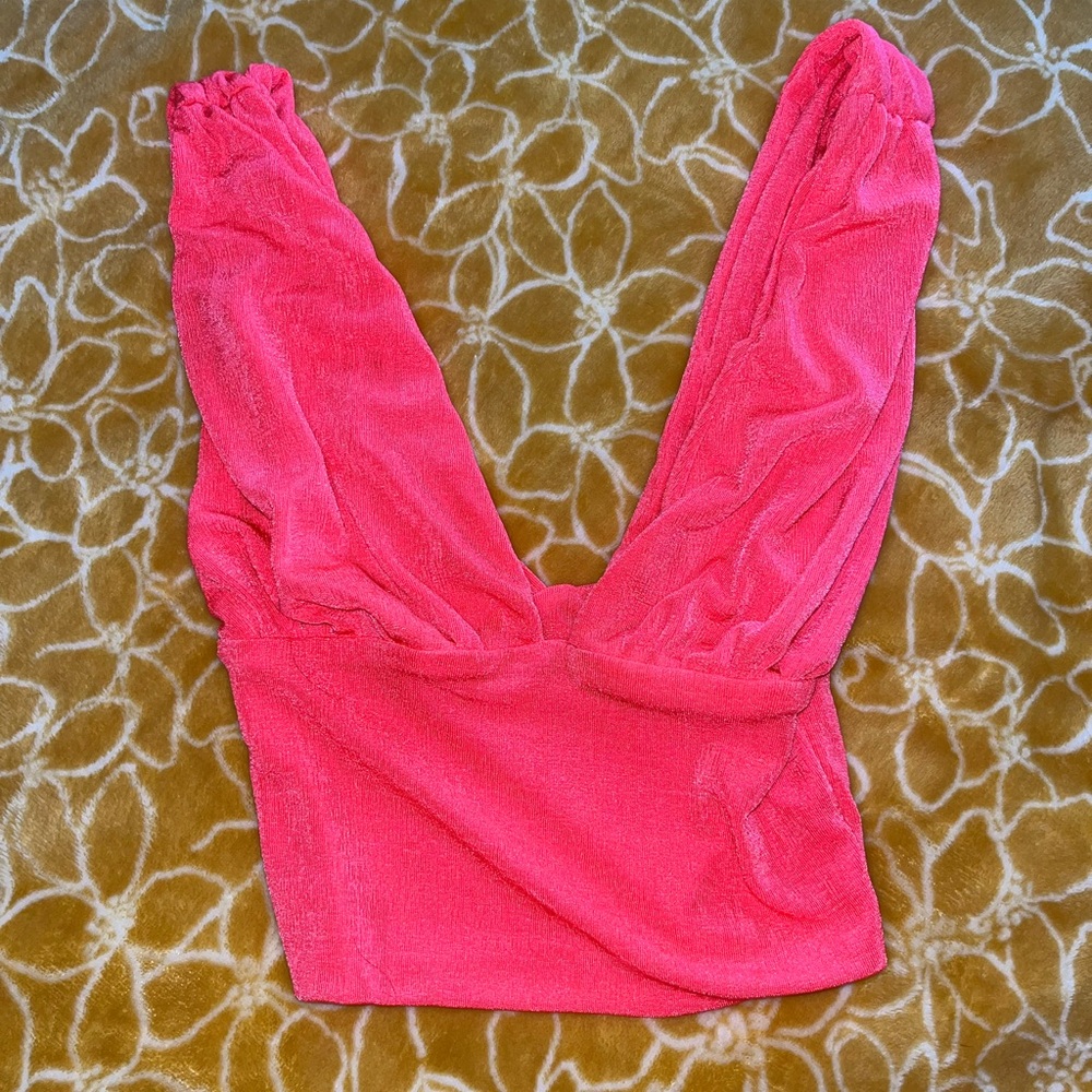 Pink going out top!